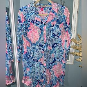 Lilly Pulitzer Vibrant Floral swim cover up, size Lg.
